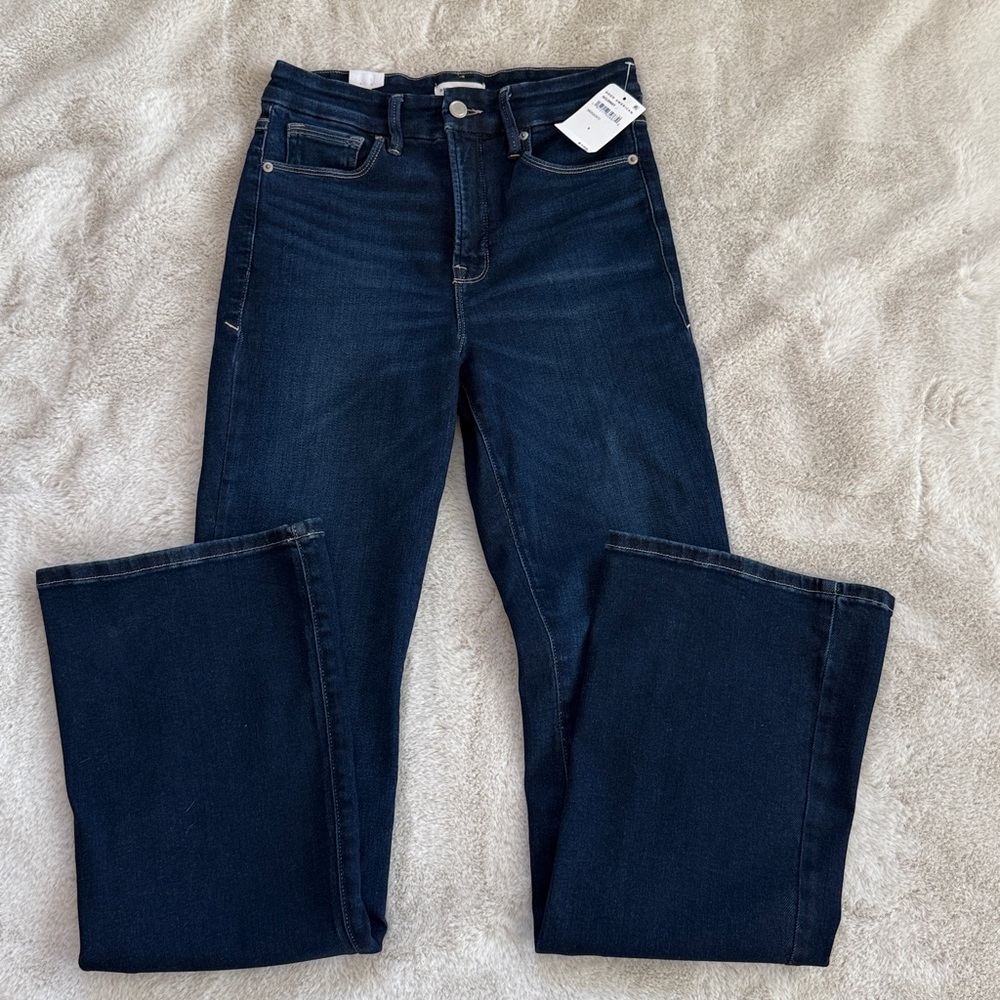 Good American good classic slim bootcut. Size 8/29. NWT! 33 1/2” inseam